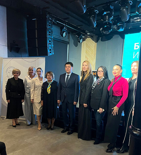 Клуб женщин-предпринимателей Свердловского РО СЖР провел встречу «Бизнес и Дипломатия. Республика Казахстан»