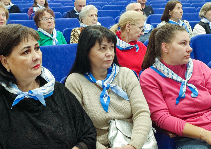 Союз женщин Новосибирской области провел выездное заседание