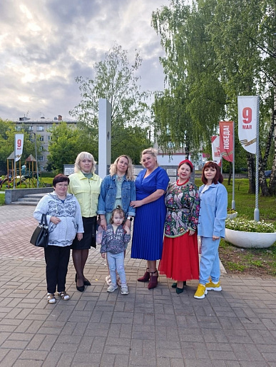 Женсовет Нововятского района поздравил земляков с Днем семьи, любви и верности