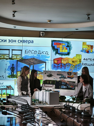 В Луганске прошла защита дизайн-проектов конкурса «Город, который я люблю»