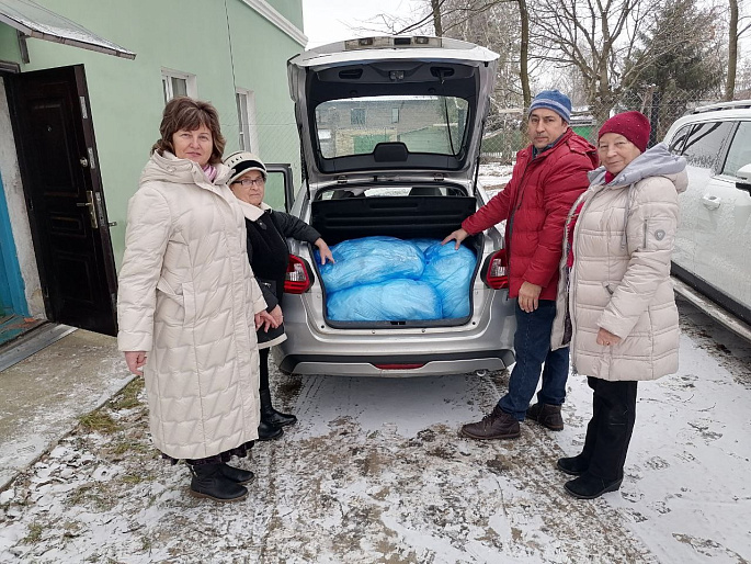 Кимовский и Донской женсоветы совместно собрали партию гуманитарной помощи нашим воинам
