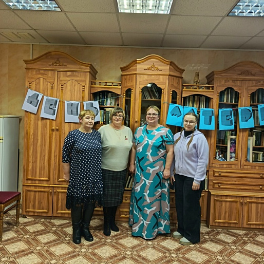 Женсовет Большого Села организовал праздничный концерт для подопечных соцучреждения