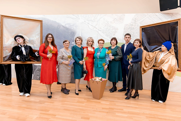 В Волгограде наградили победительниц областного конкурса «Женщина года»
