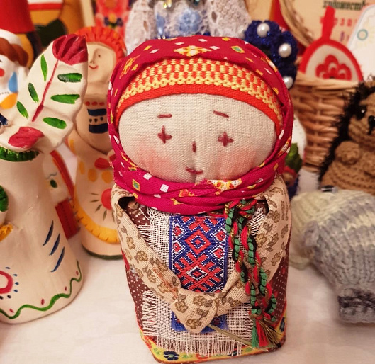 Союз женщин России передал экспонаты для выставки в рамках Дней русской духовной культуры в Бухаресте