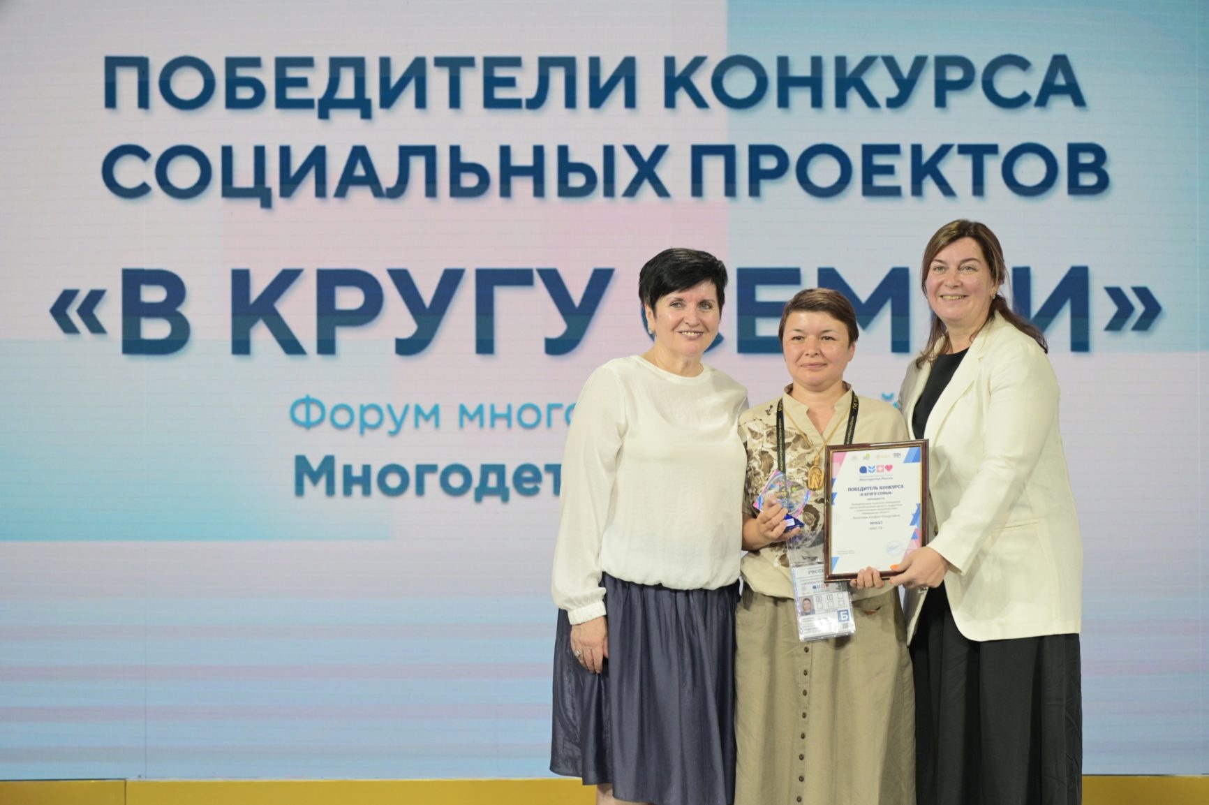 image_0 image_0