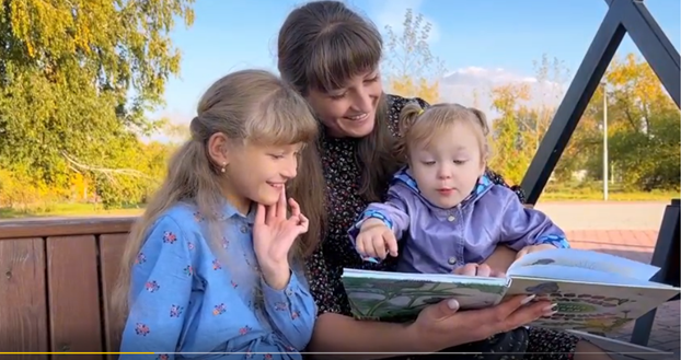 Подведены итоги VI краевой акции «Читающая мама – читающий Алтай»