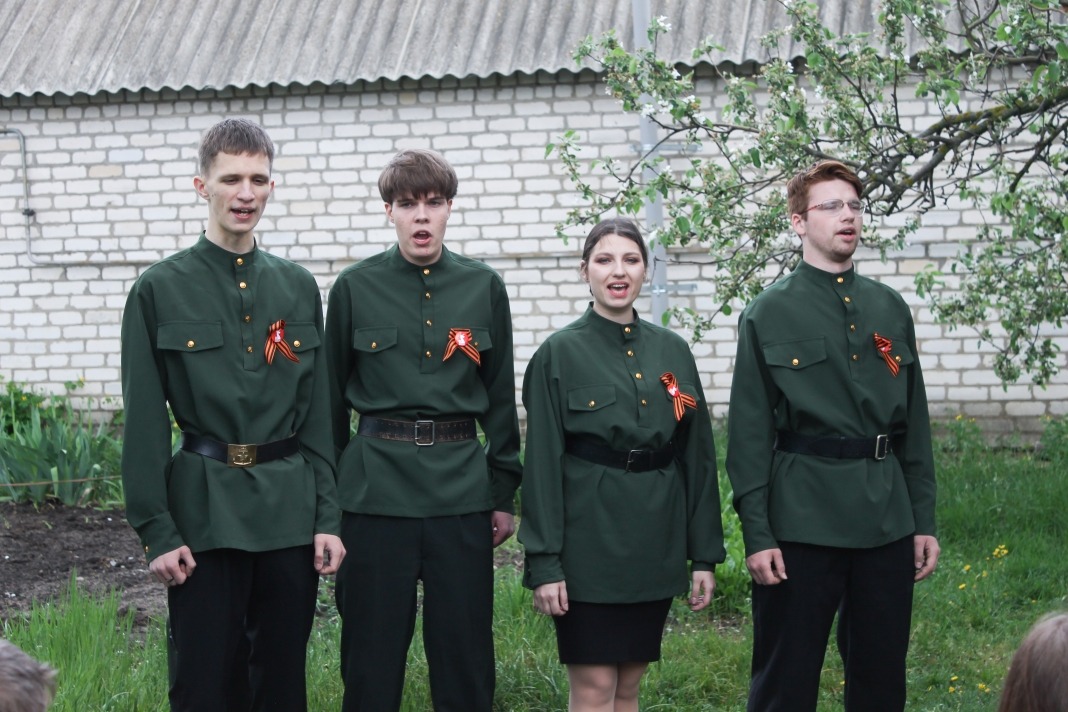 image_0 image_0