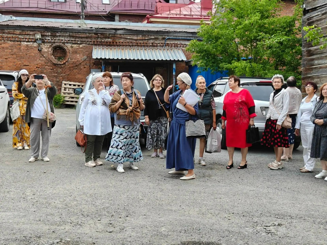 image_0
