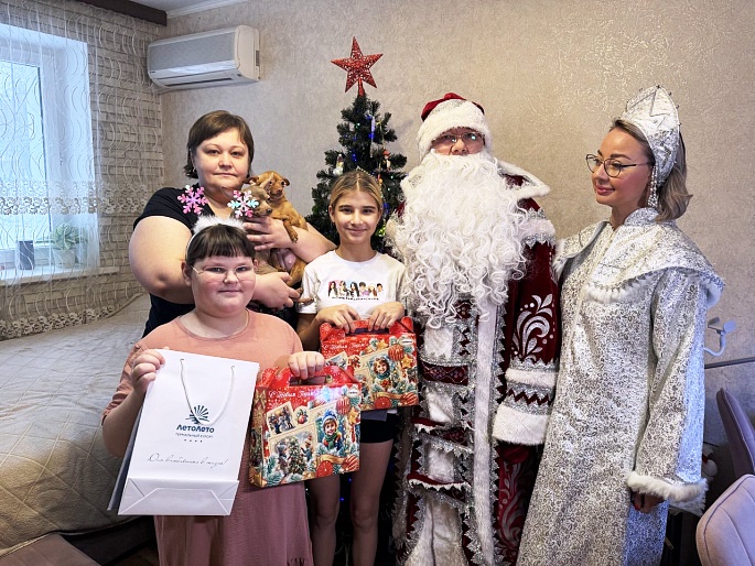 Чудеса под новый год: зимние волшебники подарили радость Ангелине