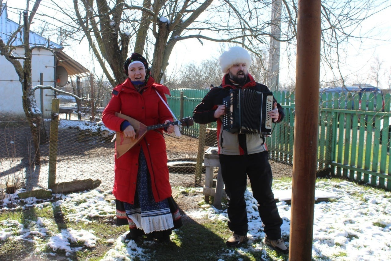 image_0 image_0