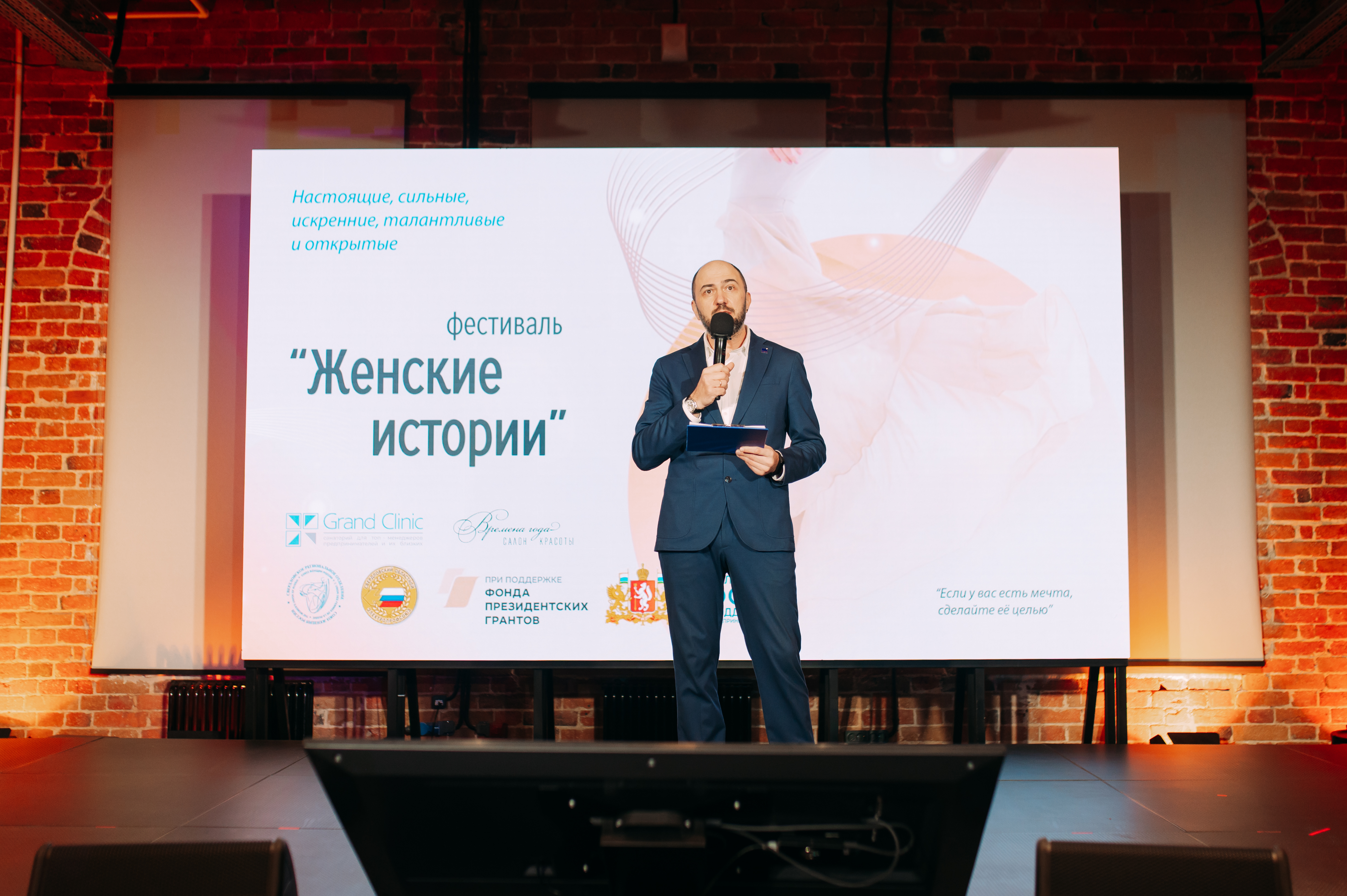 image_0 image_0