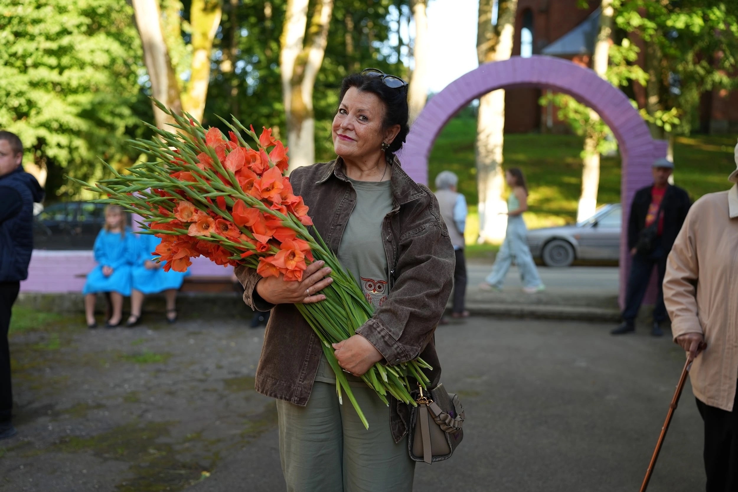 image_0