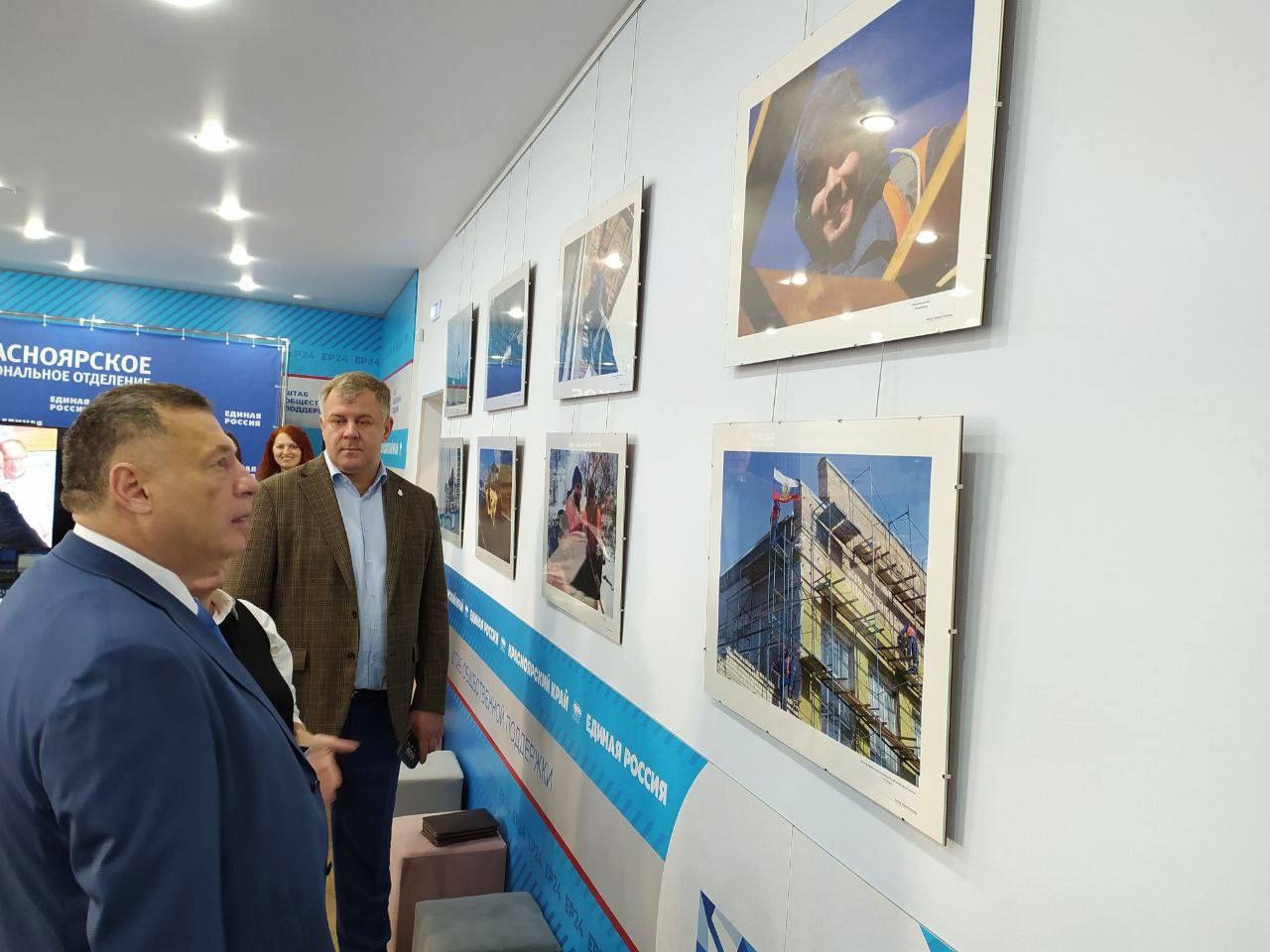 image_0 image_0