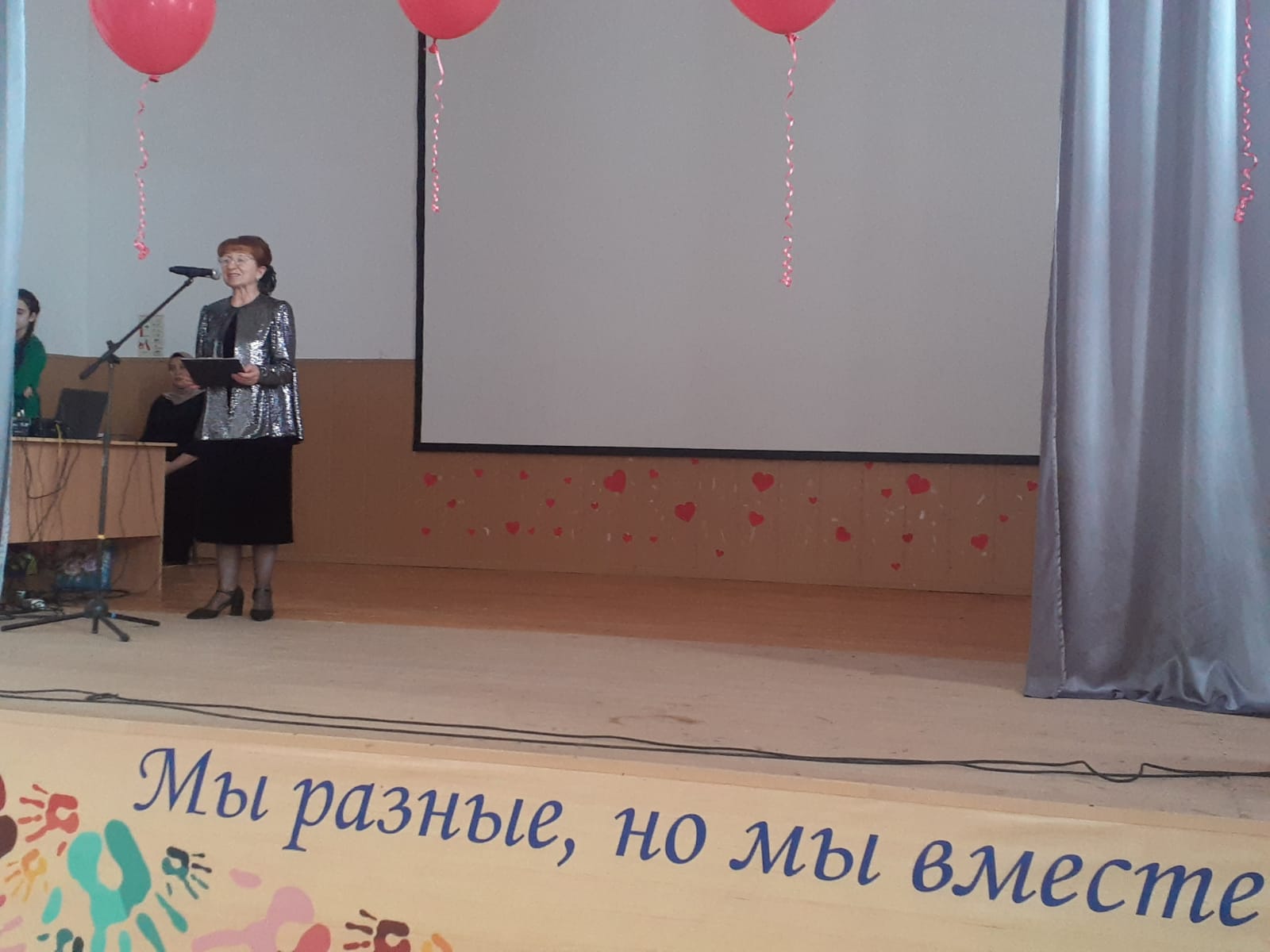 image_0 image_0
