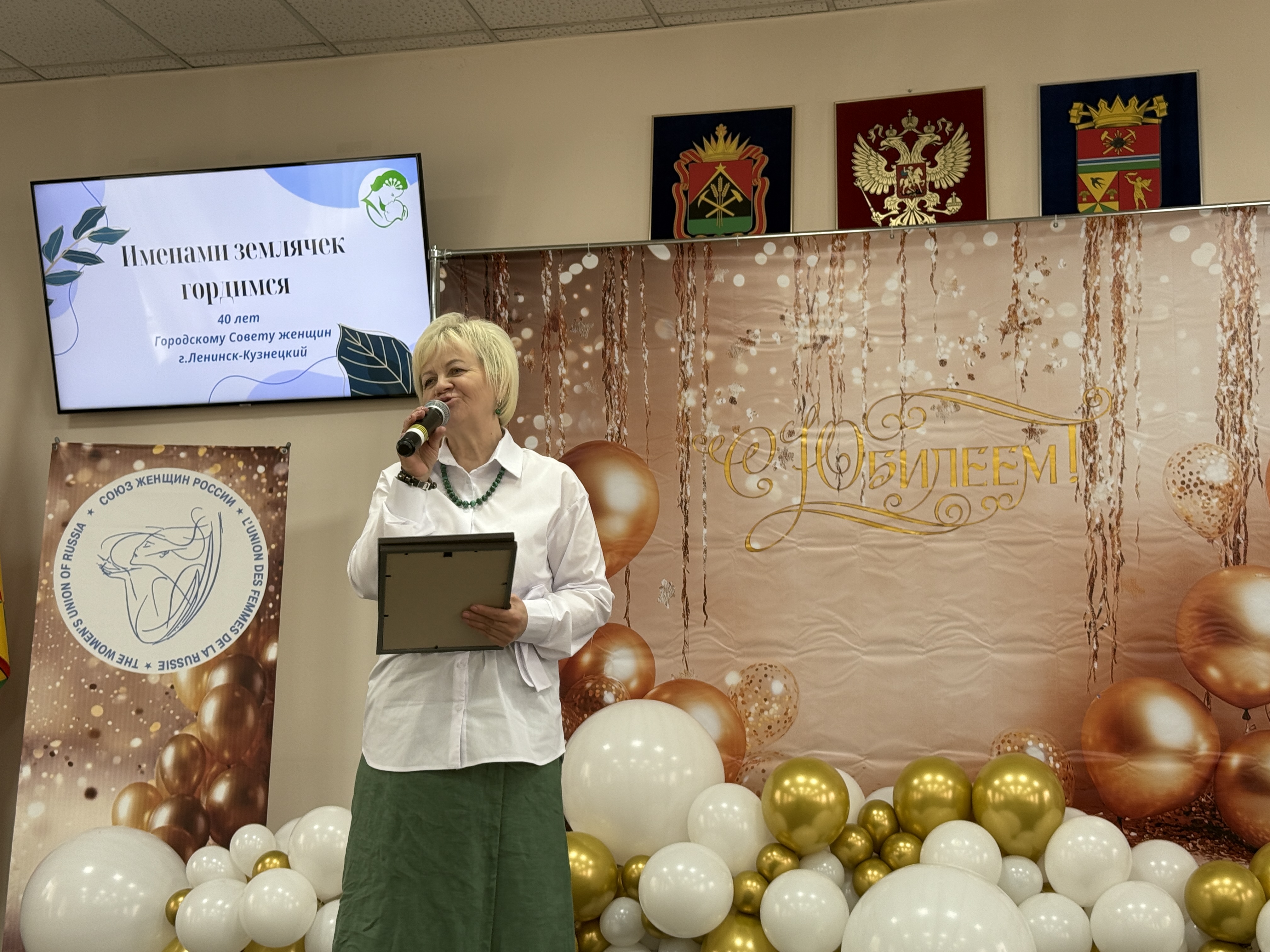 image_0