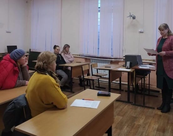 В сельской школе состоялось родительское собрание о безопасности детей в сети Интернет