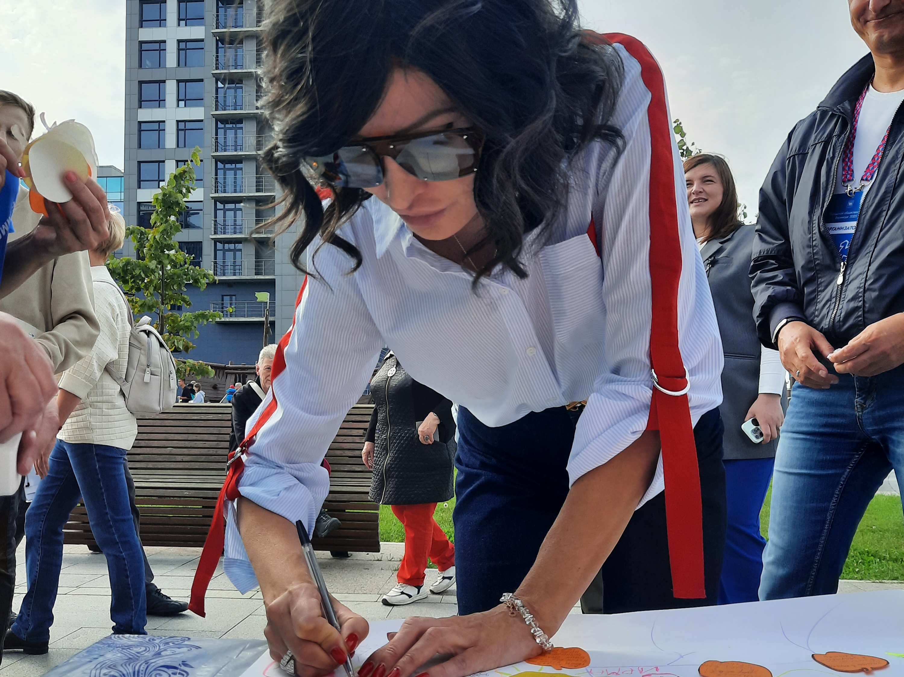 image_0