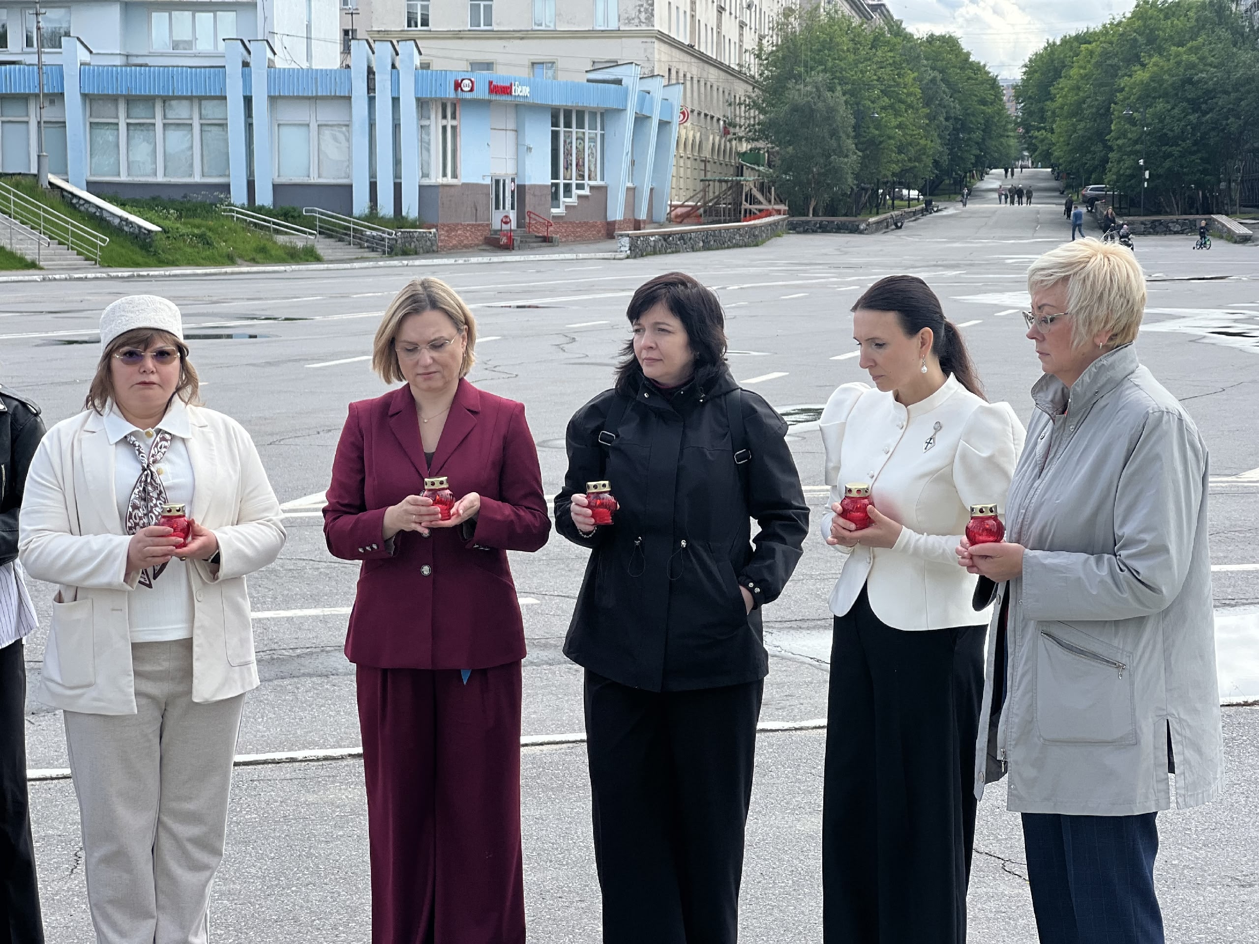 image_0