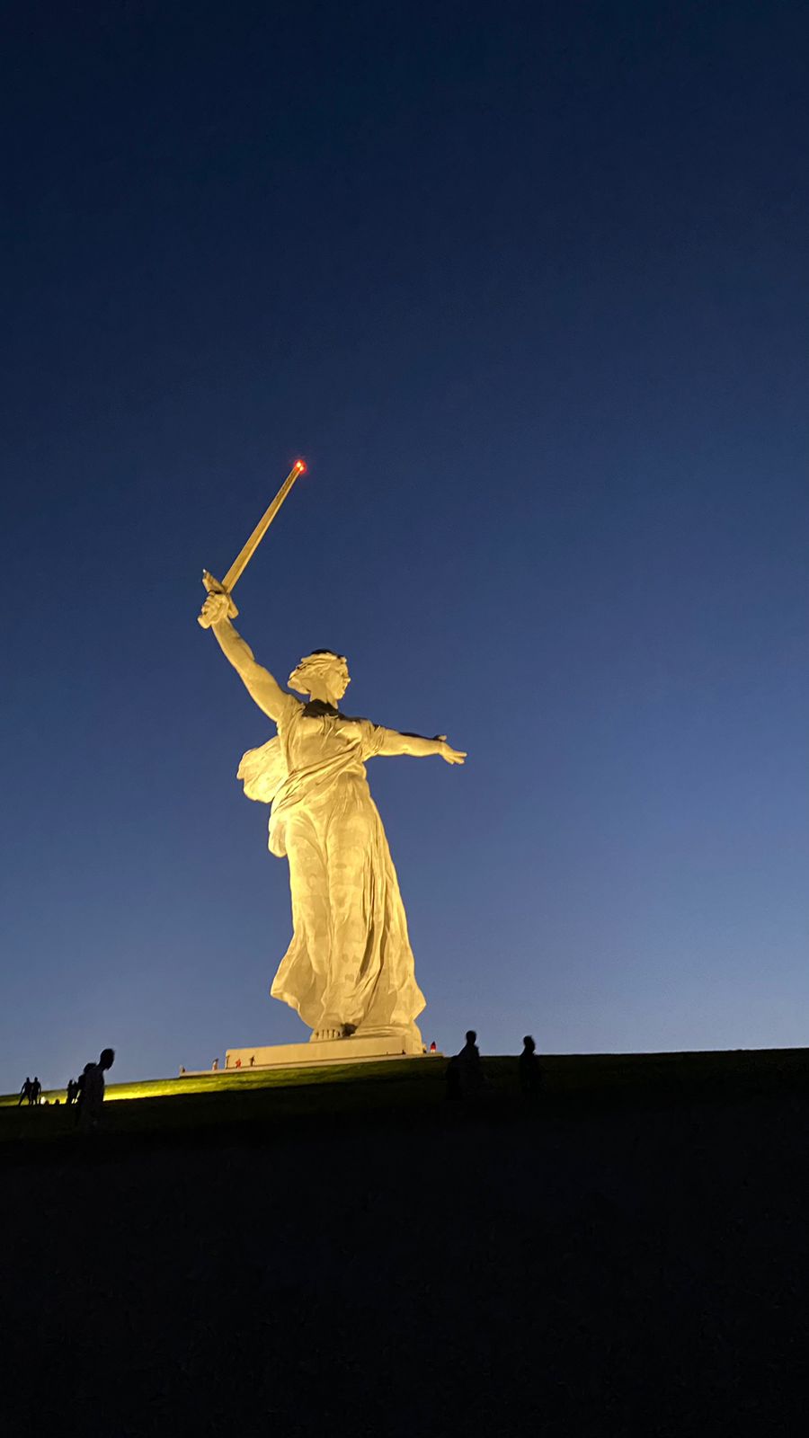 image_0 image_0