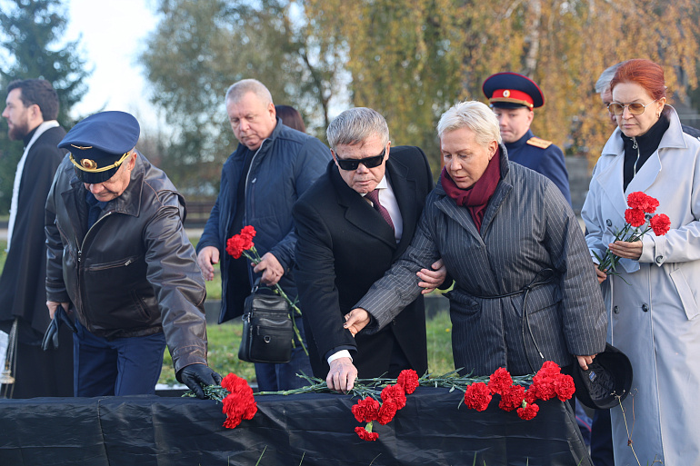 В Волоколамске предали земле останки 15 бойцов Красной Армии