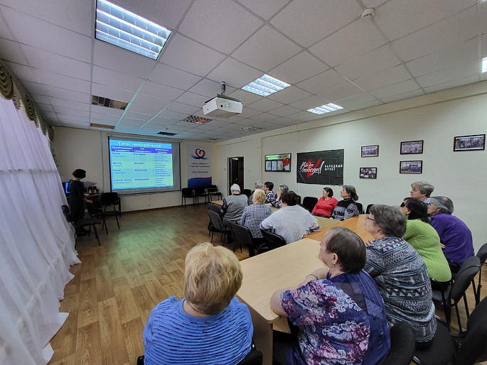 Оршанский женсовет организовал познавательную встречу для пожилых людей