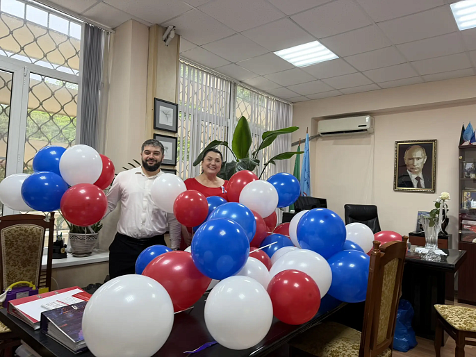 «Россия — это мы!»: в Махачкале прошла праздничная акция ко Дню России