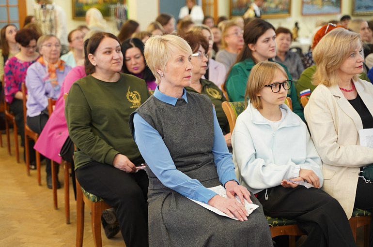 Женщин Кирова вновь объединил IV городской форум