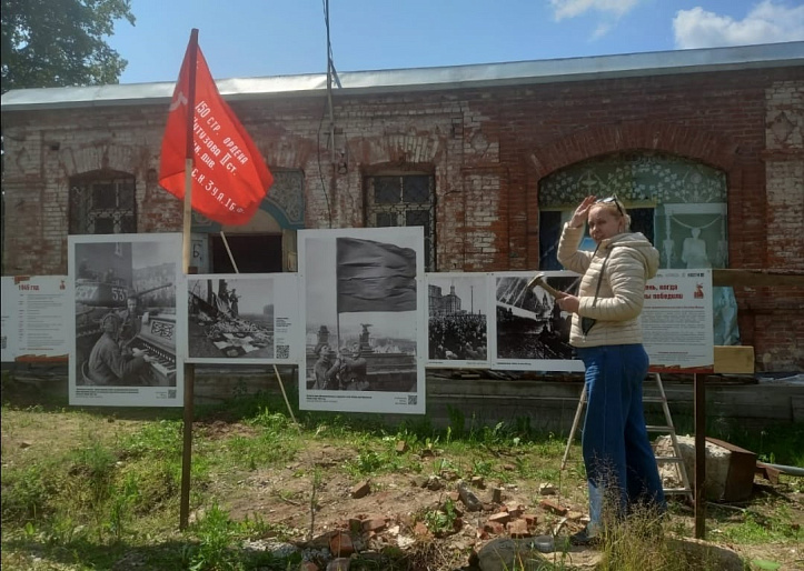 В селе Брынь развернулась выставка работ военных корреспондентов Великой Отечественной