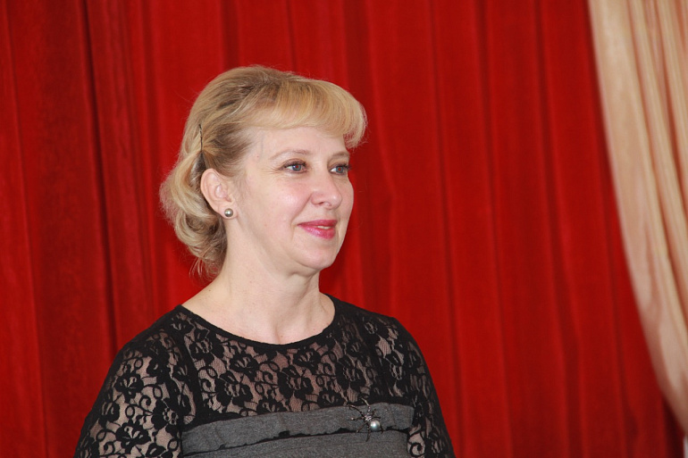 Правильно выйти замуж: в Коркино дворец бракосочетания превратился в «Школу невест»