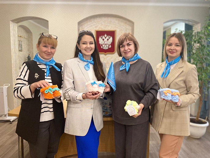 С любовью от женщин можгинским малышам!