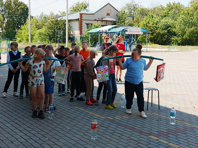 На Дне рождения у Бабы Яги