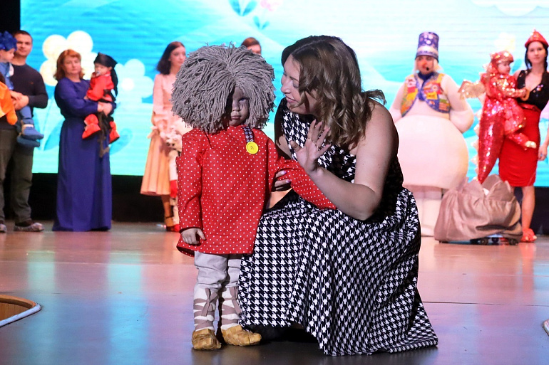 Нити счастья объединяют семьи участников «Маскарада календаря»