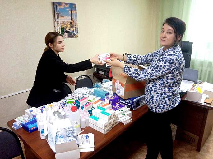 Димитровградский женсовет отправил нашим защитникам медикаменты и детские письма