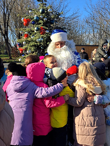 Активистки Пятигорска благодарят партнеров за новогоднюю радость для маленьких горожан