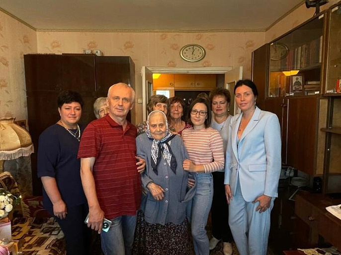 Поздравление ветерана труда с 95-летием