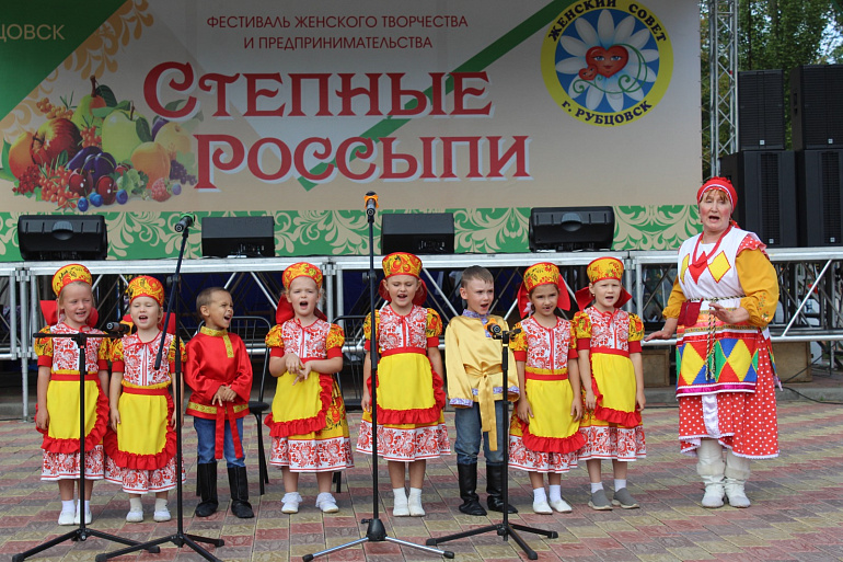 Рубцовские «Степные россыпи» - на Первом канале