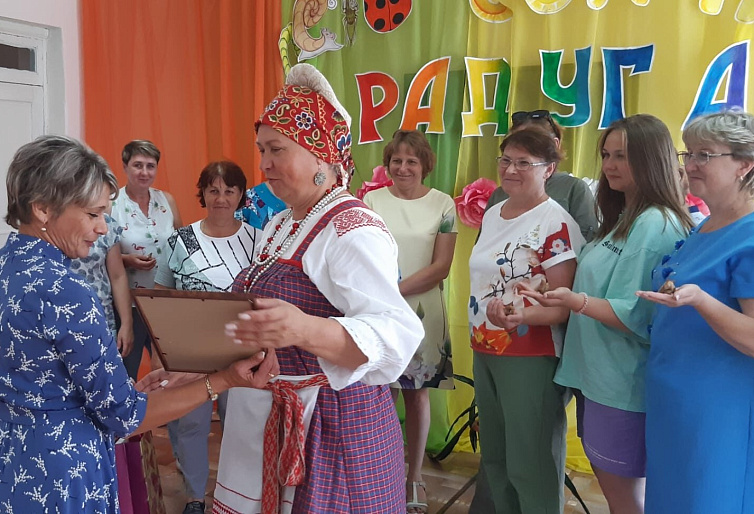 Творческие мастер-классы для женщин прошли в Тонкино