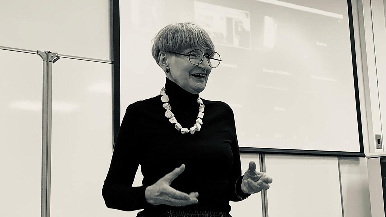 Лора МакМак: «Неурок» нацелен на образное познание мира и себя»