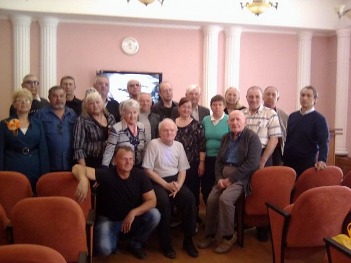 «В Сибири не было войны, но бесконечны павших списки…»