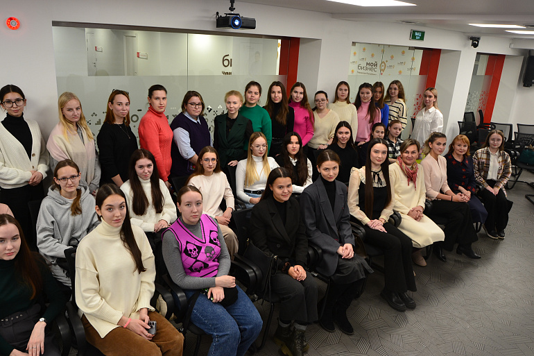 «Девичник» - новый проект Союза женщин Чувашии