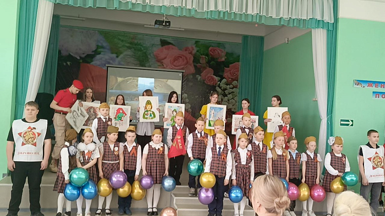 В Боградской школе детям рассказали о вкладе женщин в Великую Победу