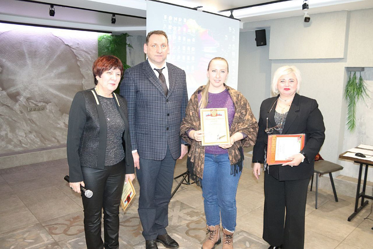 "Надежда - это сила, которая помогает"