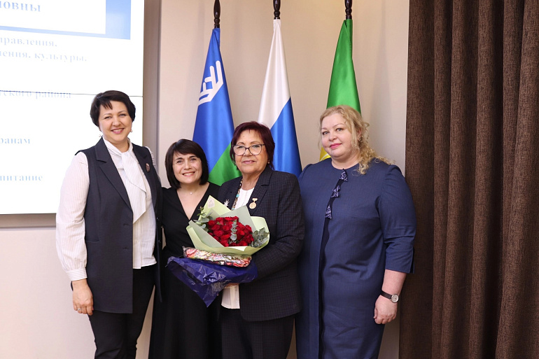 В Сургутском районе вручили медали «Дочерям Отчизны»