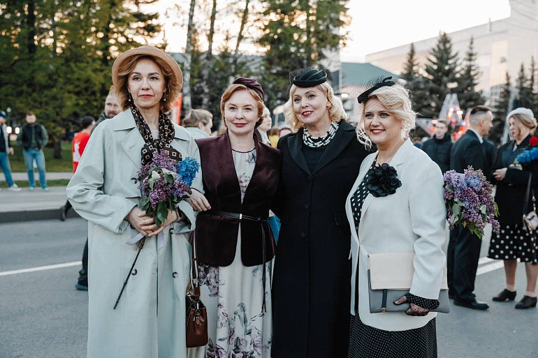 Союз женщин Чувашии - соорганизатор и участник ретроспективы «Победный Май»