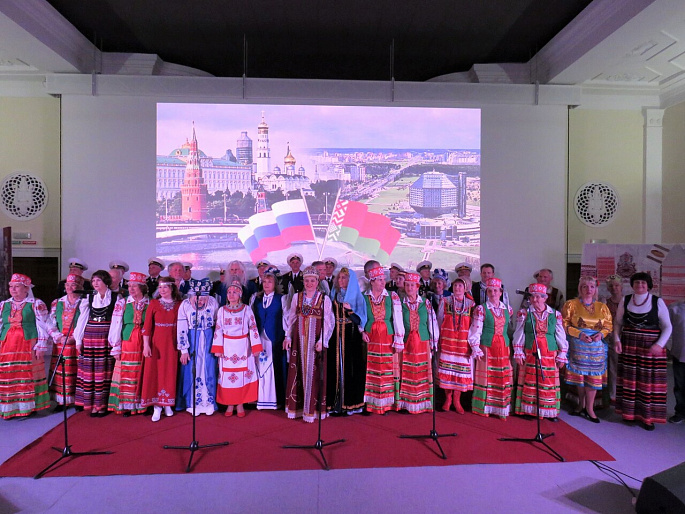 "Две сестры – Беларусь и Россия". В Севастополе отметили День единения братских народов