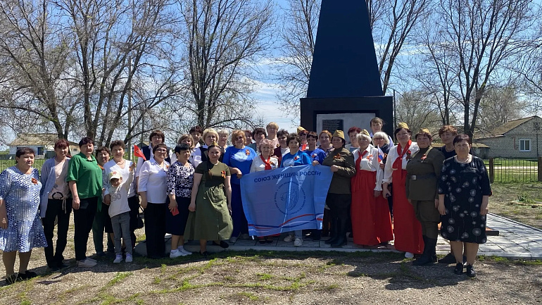 В Дергачевском районе пели песни Победы
