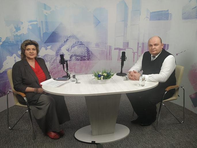 "Женский вопрос": выпуск "Куда ушла семья?"