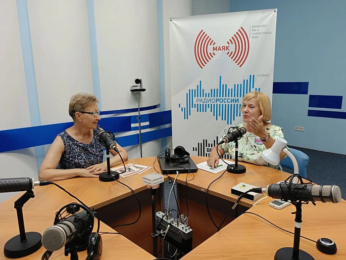 В студии радио России-Кузбасс говорили о юбилее женского движения