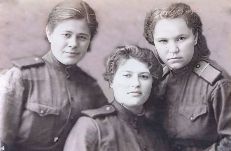 Завершился прием работ на фотоконкурс «Защитницы земли Нижегородской»