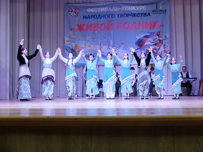 Предгорный женсовет поддержал фестиваль народного творчества «Живой родник-2026»